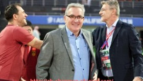 山猫直播官网-CBA联赛官方指定用球与足球球员：球类运动器材的标准化