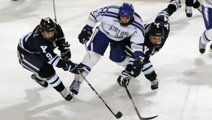 山猫直播官网-英超球员涉嫌聚会吸毒事件及其对职业生涯的影响